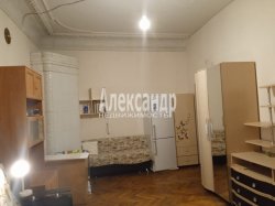 Комната в 6-комнатной квартире (146м2) на продажу по адресу Егорова ул., 16— фото 3 из 9