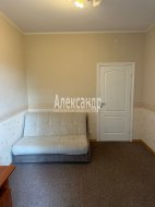 2-комнатная квартира (71м2) на продажу по адресу Сестрорецкая ул., 5— фото 7 из 14