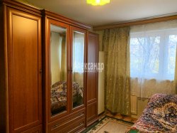 3-комнатная квартира (60м2) на продажу по адресу Ветеранов просп., 129— фото 3 из 15