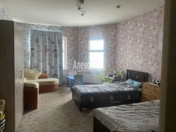 2-комнатная квартира (72м2) на продажу по адресу Сертолово г., Кленовая ул., 3— фото 4 из 11