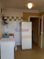 2-комнатная квартира (46м2) на продажу по адресу Маршала Тухачевского ул., 37— фото 6 из 19