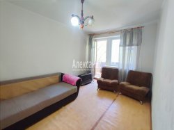 1-комнатная квартира (29м2) на продажу по адресу Выборг г., Гагарина ул., 8— фото 4 из 10