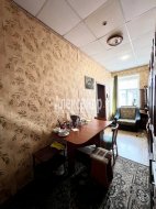 Комната в 3-комнатной квартире (152м2) на продажу по адресу Колпинская ул., 27-29— фото 16 из 41