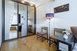 1-комнатная квартира (31м2) на продажу по адресу Светлановский просп., 72— фото 4 из 15