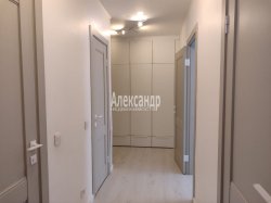 2-комнатная квартира (53м2) на продажу по адресу Мурино г., Петровский бул., 2— фото 14 из 22