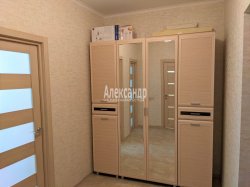 1-комнатная квартира (40м2) на продажу по адресу Героев просп., 18— фото 8 из 14