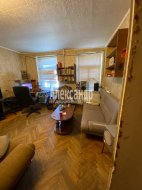 3-комнатная квартира (90м2) на продажу по адресу Кронштадт г., Ленина пр., 53— фото 4 из 24