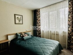 2-комнатная квартира (51м2) на продажу по адресу Подвойского ул., 10— фото 10 из 15