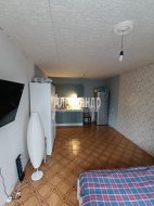 Комната в 8-комнатной квартире (195м2) на продажу по адресу Демьяна Бедного ул., 29— фото 3 из 8