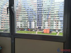 1-комнатная квартира (38м2) на продажу по адресу Мурино г., Петровский бул., 14— фото 14 из 17