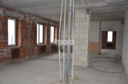3-комнатная квартира (134м2) на продажу по адресу Композиторов ул., 4— фото 8 из 12