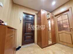 3-комнатная квартира (74м2) на продажу по адресу Глажево пос., 14— фото 15 из 16