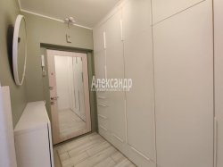 2-комнатная квартира (53м2) на продажу по адресу Мурино г., Петровский бул., 2— фото 16 из 22