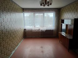 3-комнатная квартира (67м2) на продажу по адресу Приладожский пгт., 1— фото 2 из 19