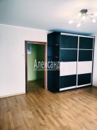 2-комнатная квартира (56м2) на продажу по адресу Моравский пер., 7— фото 10 из 23