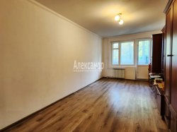 3-комнатная квартира (70м2) на продажу по адресу Приозерск г., Гоголя ул., 30— фото 7 из 21