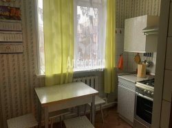 2-комнатная квартира (40м2) на продажу по адресу Щеглово пос., 52— фото 6 из 11
