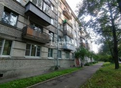 2-комнатная квартира (44м2) на продажу по адресу Павловск г., Мичурина ул., 28— фото 16 из 18
