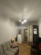 Комната в 4-комнатной квартире (90м2) на продажу по адресу Пушкин г., Красносельское шос., 37— фото 6 из 16