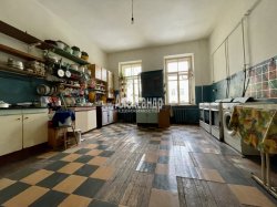 Комната в 7-комнатной квартире (194м2) на продажу по адресу Каменноостровский просп., 50— фото 5 из 7