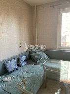 1-комнатная квартира (39м2) на продажу по адресу Долгоозерная ул., 33— фото 4 из 12