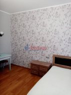 Комната в 4-комнатной квартире (109м2) на продажу по адресу Сертолово г., Ларина ул., 6— фото 3 из 9