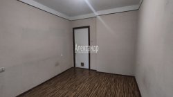 3-комнатная квартира (74м2) на продажу по адресу Новочеркасский просп., 61— фото 3 из 29