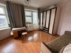 1-комнатная квартира (37м2) на продажу по адресу Искровский просп., 32— фото 2 из 11