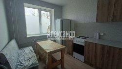 1-комнатная квартира (30м2) на продажу по адресу Щеглово пос., 90— фото 4 из 16