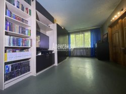 3-комнатная квартира (52м2) на продажу по адресу Суздальский просп., 101— фото 5 из 16