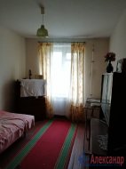 3-комнатная квартира (67м2) на продажу по адресу Кириши г., Советская ул., 12— фото 2 из 6