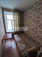 Комната в 9-комнатной квартире (155м2) на продажу по адресу Саблинская ул., 13/15— фото 2 из 6