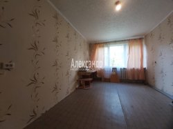 1-комнатная квартира (30м2) на продажу по адресу Стойкости ул., 29— фото 2 из 11