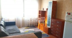 Комната в 3-комнатной квартире (60м2) на продажу по адресу Руднева ул., 3— фото 4 из 20