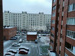 1-комнатная квартира (29м2) на продажу по адресу Ярослава Гашека ул., 15— фото 9 из 16