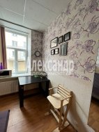 Комната в 4-комнатной квартире (105м2) на продажу по адресу 10-я Советская ул., 1-3— фото 2 из 23