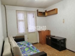 1-комнатная квартира (29м2) на продажу по адресу Ярослава Гашека ул., 15— фото 11 из 16