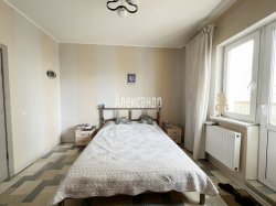 3-комнатная квартира (79м2) на продажу по адресу Шушары пос., Первомайская ул., 22— фото 3 из 15