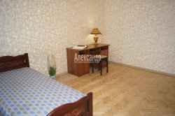 2-комнатная квартира (45м2) на продажу по адресу Луначарского просп., 100— фото 27 из 49