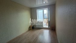 1-комнатная квартира (30м2) на продажу по адресу Щеглово пос., 90— фото 7 из 16