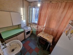 1-комнатная квартира (31м2) на продажу по адресу Суздальский просп., 105— фото 6 из 18