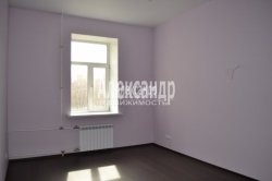 4-комнатная квартира (118м2) на продажу по адресу Дерптский пер., 15— фото 13 из 45