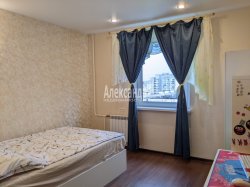 3-комнатная квартира (80м2) на продажу по адресу Авиаконструкторов пр., 11— фото 11 из 22