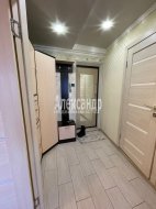 1-комнатная квартира (33м2) на продажу по адресу Светлановский просп., 38— фото 7 из 33