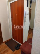 2-комнатная квартира (52м2) на продажу по адресу Маршала Казакова ул., 78— фото 15 из 25