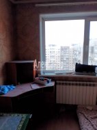 3-комнатная квартира (66м2) на продажу по адресу Малая Карпатская ул., 23— фото 4 из 23