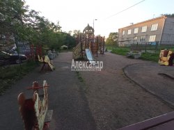 1-комнатная квартира (30м2) на продажу по адресу Лени Голикова ул., 2— фото 7 из 15
