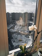 2-комнатная квартира (60м2) на продажу по адресу Мурино г., Шоссе в Лаврики ул., 85— фото 9 из 15