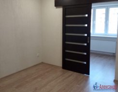 1-комнатная квартира (36м2) на продажу по адресу Мурино г., Шоссе в Лаврики ул., 59— фото 2 из 6