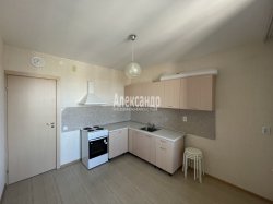2-комнатная квартира (58м2) на продажу по адресу Мурино г., Авиаторов Балтики просп., 9— фото 6 из 18